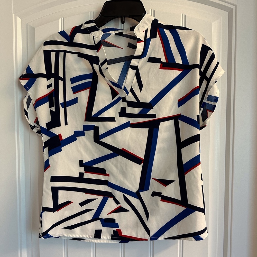 SHEIN Allover Geo Shirt -Women’s Small